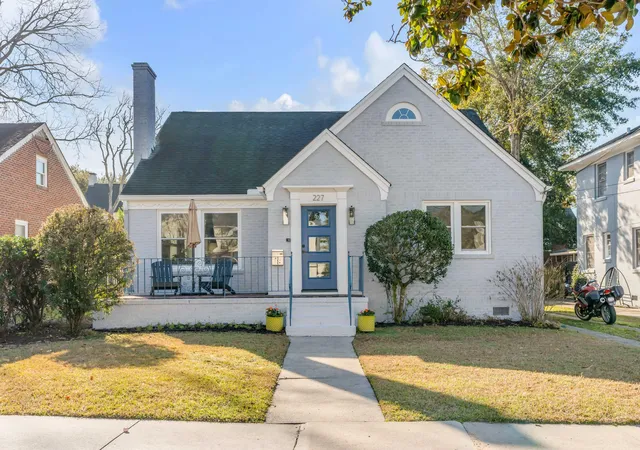 Photo 1 of Single family home for sale at 227 St Margaret St, Charleston, SC 29403 | MLS# 26019559 | Listing updated on 2026-08-04