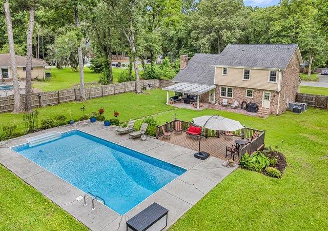 Photo 3 of Single family home for sale at 78 King Charles Cir, Summerville, SC 29485 | MLS# 26019628 | Listing updated on 2026-09-10