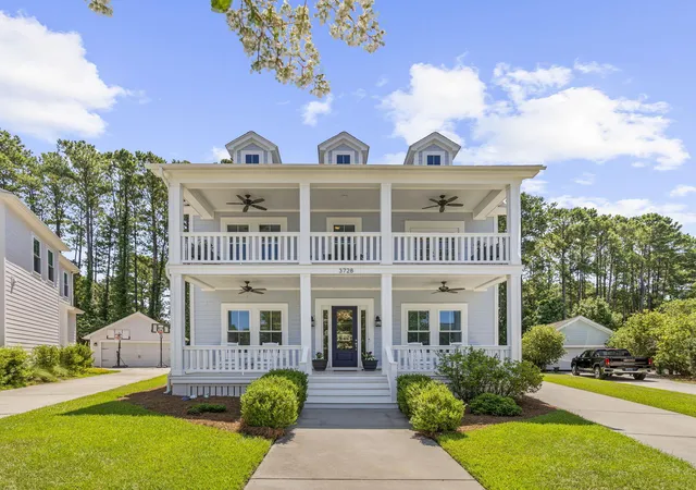 Homes for sale in Mount Pleasant, SC | 3728 Abercrombie Ct, Mount Pleasant, SC 29466 | MLS# 26019249