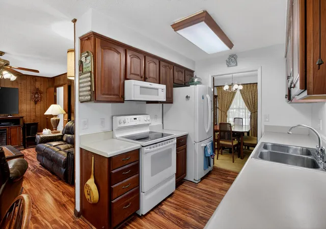 Homes for sale in Summerville, SC | 109 Two Wood Ct, Summerville, SC 29483 | MLS# 26011353