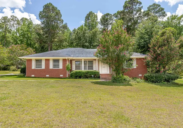 Homes for sale in Orangeburg, SC | 2069 Hydrick Ave, Orangeburg, SC 29118 | MLS# 26019523