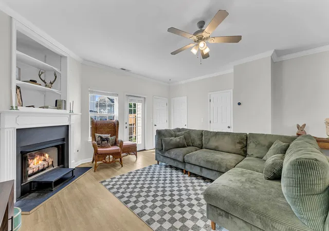 Townhouse for sale at 4110 Perrine St, Charleston, SC 29414 | MLS# 26009098