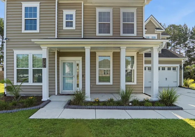 Photo 3 of Single family home for sale at 214 Witch Hazel St, Summerville, SC 29486 | MLS# 26024172 | Listing updated on 2026-09-11