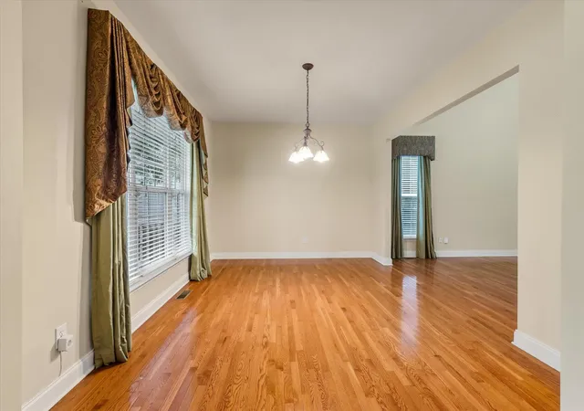 5th image of 8316 Tyrian Path, North Charleston, SC 29418 | MLS# 26022557