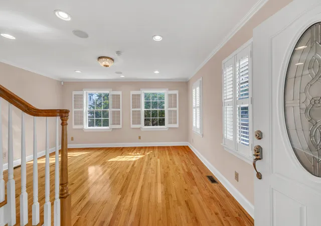 Photo 2 of Single family home for sale at 21 Aiken St, Charleston, SC 29403 | MLS# 26019264 | Listing updated on 2026-09-09
