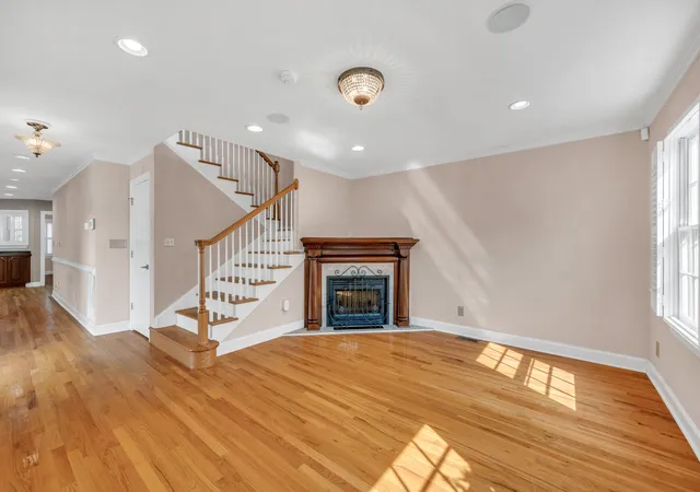 Photo 3 of Single family home for sale at 21 Aiken St, Charleston, SC 29403 | MLS# 26019264 | Listing updated on 2026-09-09