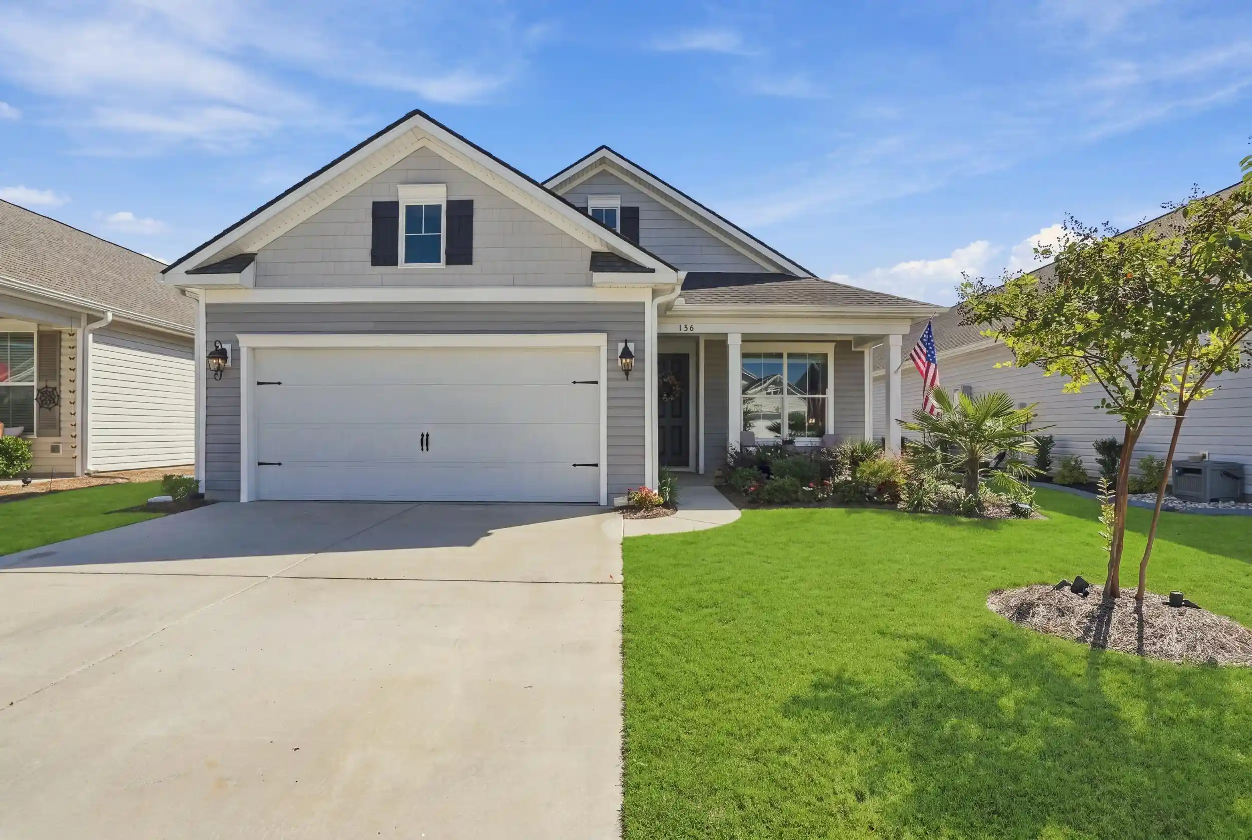 Photo 1 of Single family home for sale at 136 Leeward Landing, Summerville, SC 29486 | MLS# 26028542 | Listing updated on 2026-10-16