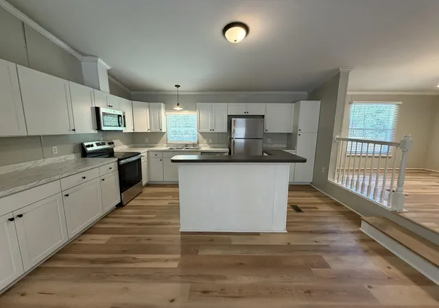 Photo 3 of Manufactured home for sale at 189 Barons Rd, Summerville, SC 29483 | MLS# 26017233 | Listing updated on 2026-06-28