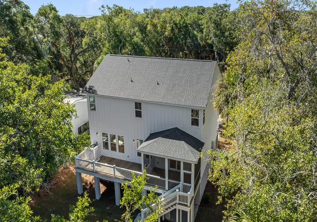 Photo 1 of Single family home for sale at 117 Wando Reach Rd, Charleston, SC 29492 | MLS# 26017272 | Listing updated on 2026-09-18