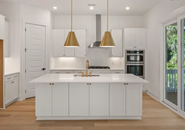 Photo 2 of Single family home for sale at 117 Wando Reach Rd, Charleston, SC 29492 | MLS# 26017272 | Listing updated on 2026-09-18