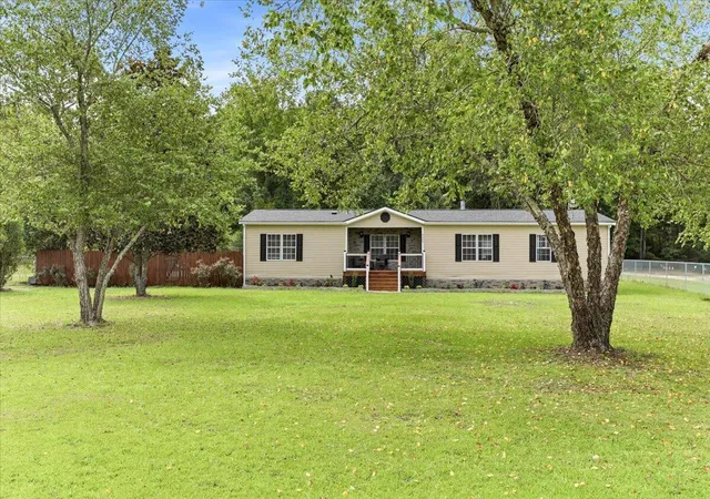 Homes for sale in Sumter, SC | 4480 Nazarene Church Rd, Sumter, SC 29154 | MLS# 26019476