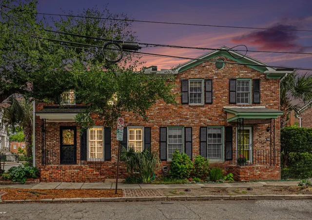 Homes for sale in Charleston, SC | 2 Gadsden St #D, Charleston, SC 29401 | MLS# 26012484