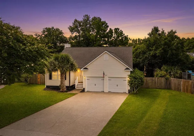 Photo 1 of Single family home for sale at 2001 Wadsbury Ln, Charleston, SC 29414 | MLS# 26022774 | Listing updated on 2026-09-08