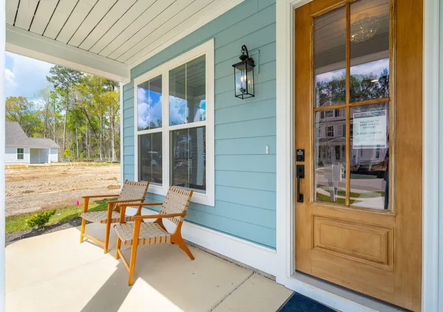 Photo 3 of Single family home for sale at 212 Cantona Dr, Summerville, SC 29483 | MLS# 26013172 | Listing updated on 2026-09-03