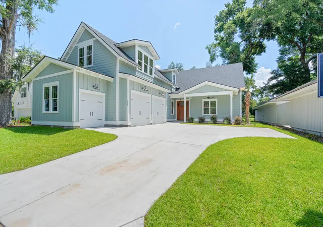 Photo 1 of Single family home for sale at 665 S Reeve Rd, Saint Helena Island, SC 29920 | MLS# 26022887 | Listing updated on 2026-08-12