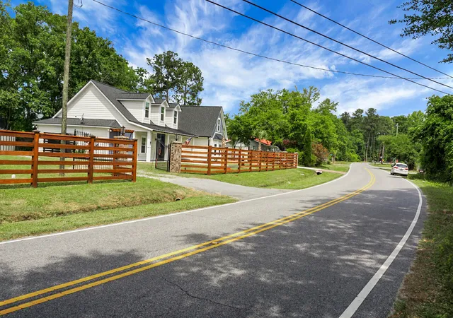 Photo 4 of Single family home for sale at 3257 Pinewood Dr, Ladson, SC 29456 | MLS# 26011870 | Listing updated on 2026-08-28