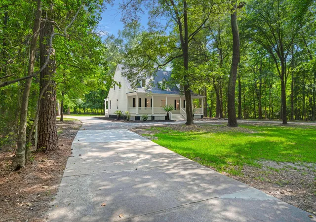 Photo 1 of Single family home for sale at 123 Marvin, Summerville, SC 29483 | MLS# 26019185 | Listing updated on 2026-09-05