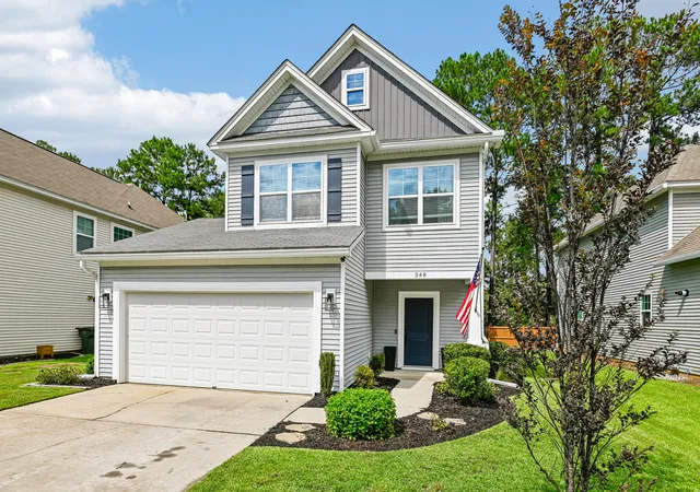 Photo 3 of Single family home for sale at 348 Drayton Pl Dr, Moncks Corner, SC 29461 | MLS# 26024469 | Listing updated on 2026-10-01