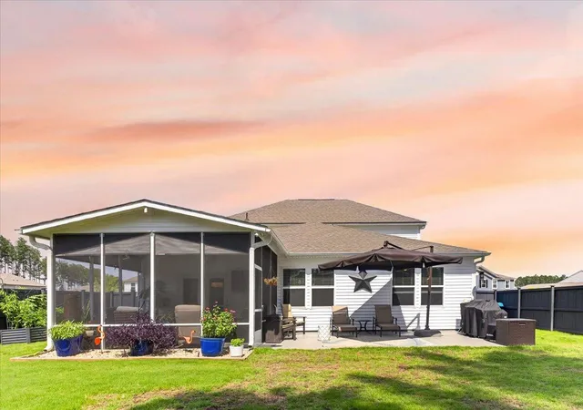 Photo 2 of Single family home for sale at 241 Shadybrook Dr, Summerville, SC 29486 | MLS# 26021432 | Listing updated on 2026-08-31