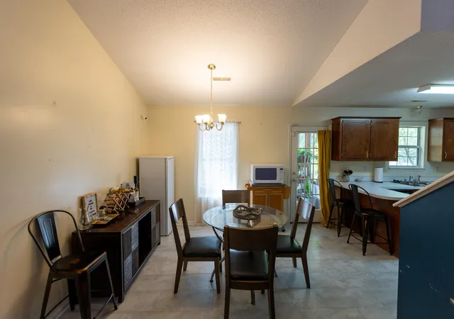 Photo 4 of Single family home for sale at 469 Courtland Dr, Summerville, SC 29486 | MLS# 26020432 | Listing updated on 2026-09-04