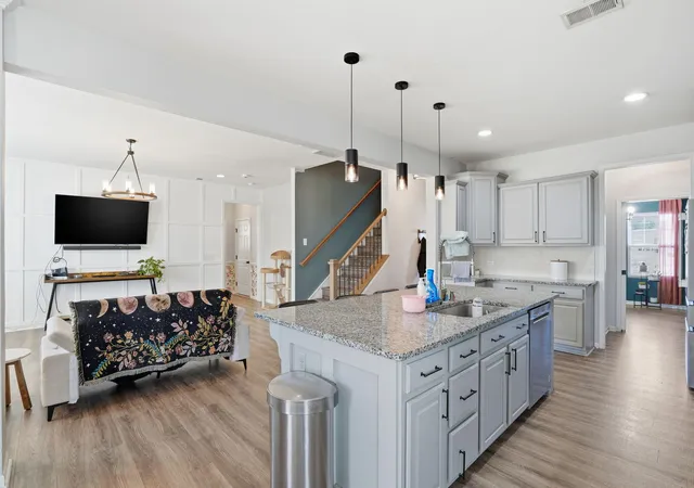 Photo 4 of Single family home for sale at 271 Dunlin Dr, Summerville, SC 29486 | MLS# 26003848 | Listing updated on 2026-06-12