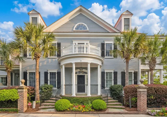 Photo 1 of Single family home for sale at 62 Fernandina St, Mount Pleasant, SC 29464 | MLS# 26010015 | Listing updated on 2026-09-18