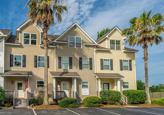 1st image of 4991 Lake Palmetto Ln, North Charleston, SC 29418 | MLS# 26023323