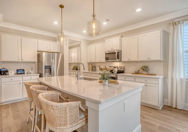 Photo 3 of Sale Pending at 120 Lilac Grv Way, Summerville, SC 29486 | MLS# 26018931 | Listing updated on 2026-08-31