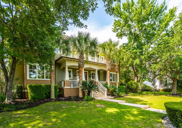 Photo 3 of Single family home for sale at 67 Delahow St, Daniel Island, SC 29492 | MLS# 26017727 | Listing updated on 2026-09-11