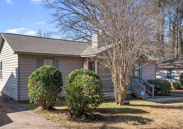 Photo 4 of Townhouse for sale at 37 Canterbury Ct, Columbia, SC 29210 | MLS# 26020979 | Listing updated on 2026-07-24