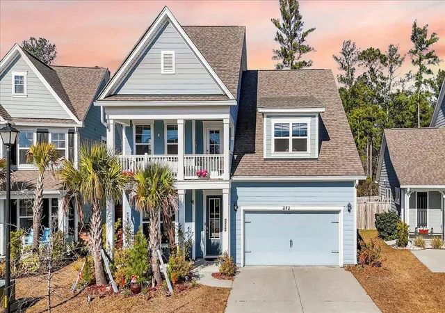 Single family home for sale at 212 Shortmarsh St, Summerville, SC 29486 | MLS# 26001880