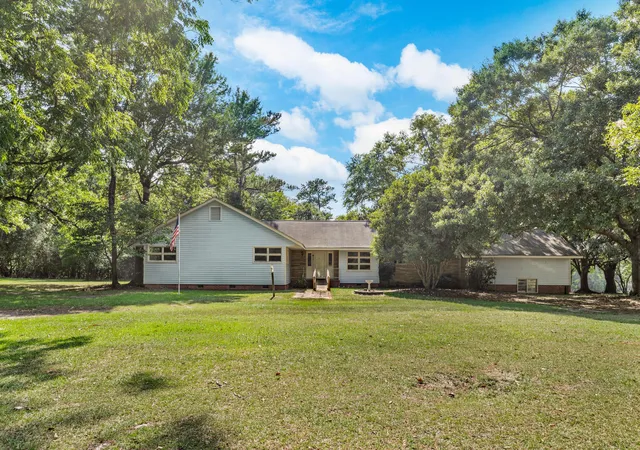 Single family home for sale at 3022 Cordova Rd, Cordova, SC 29039 | MLS# 26019829