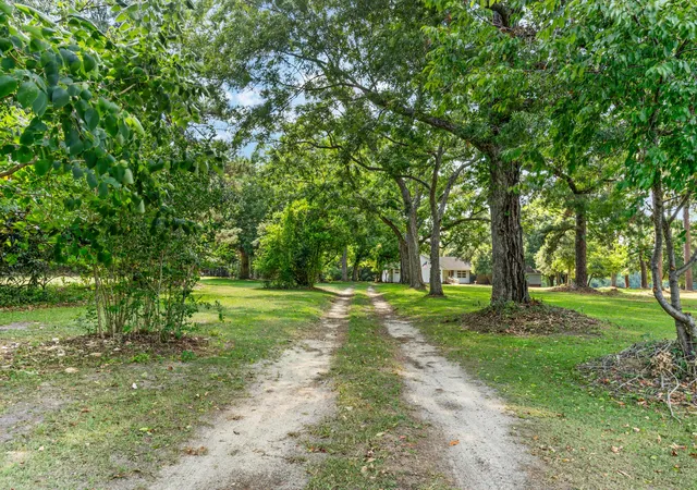 Photo 3 of Single family home for sale at 3022 Cordova Rd, Cordova, SC 29039 | MLS# 26019829 | Listing updated on 2026-08-22
