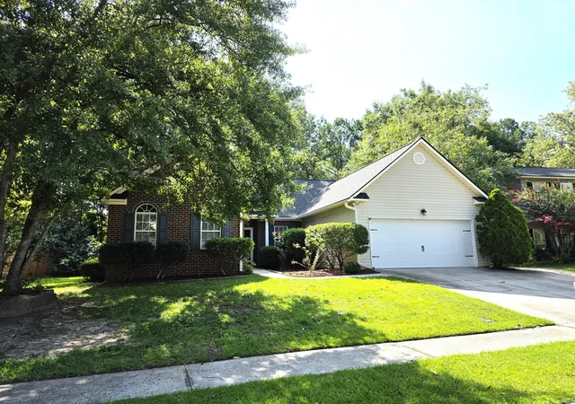 Photo 1 of Single family home for sale at 108 N Pembroke Dr, Goose Creek, SC 29445 | MLS# 26020379 | Listing updated on 2026-09-13