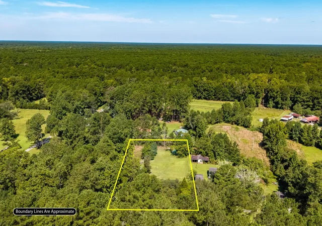 2nd image of 177 Gaskins Rd, Huger, SC 29450 | MLS# 26023743