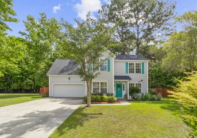 Photo 1 of Single family home for sale at 3375 Crowell Ln, Mount Pleasant, SC 29466 | MLS# 26015428 | Listing updated on 2026-08-22