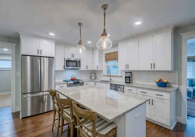 Homes for sale in Charleston, SC | 902 Mikell Dr, Charleston, SC 29412 | MLS# 26002843