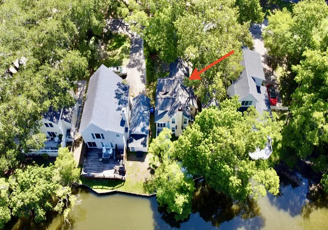 Homes for sale in Charleston, SC | 781 Lake Frances Dr, Charleston, SC 29412 | MLS# 26018562