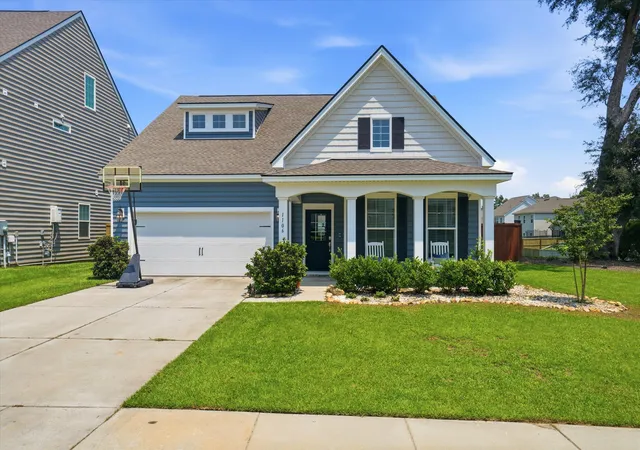 Photo 3 of Single family home for sale at 1106 Mossy Rock Dr, Summerville, SC 29485 | MLS# 26022075 | Listing updated on 2026-09-15