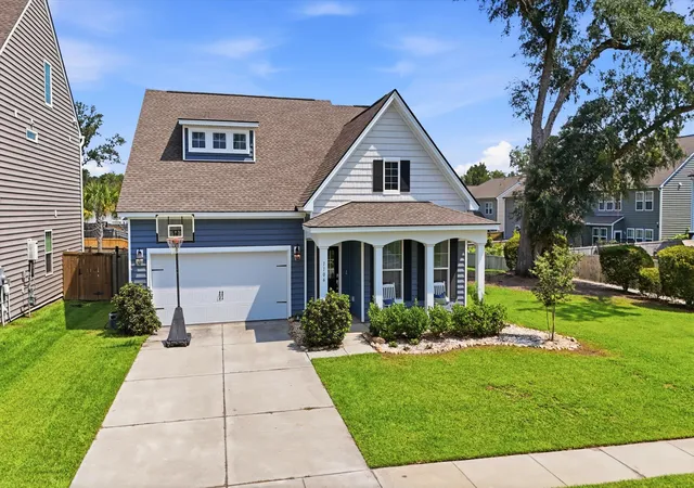 Photo 3 of Single family home for sale at 1106 Mossy Rock Dr, Summerville, SC 29485 | MLS# 26022075 | Listing updated on 2026-09-15