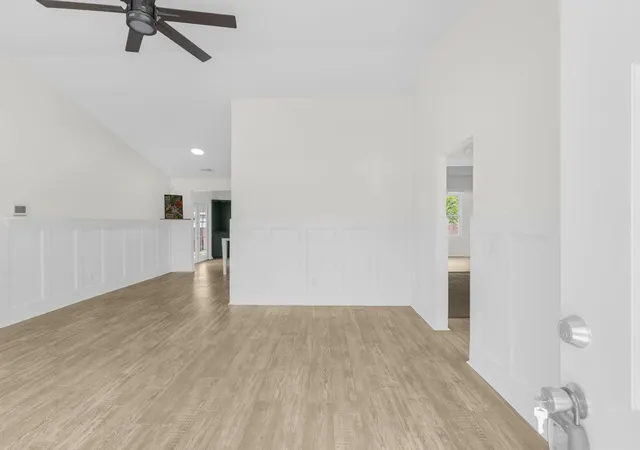 Photo 2 of Sale Pending at 207 Amy Dr, Goose Creek, SC 29445 | MLS# 26015446 | Listing updated on 2026-09-21