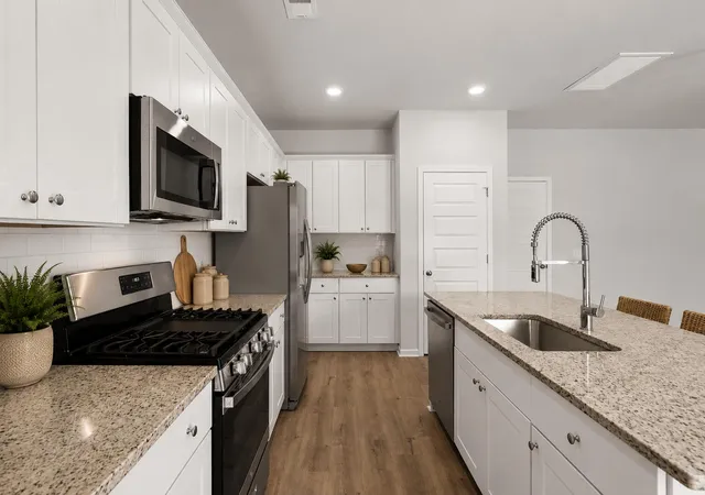 Photo 3 of Single family home for sale at 2130 Longhorn Ln, Summerville, SC 29485 | MLS# 26023666 | Listing updated on 2026-10-23