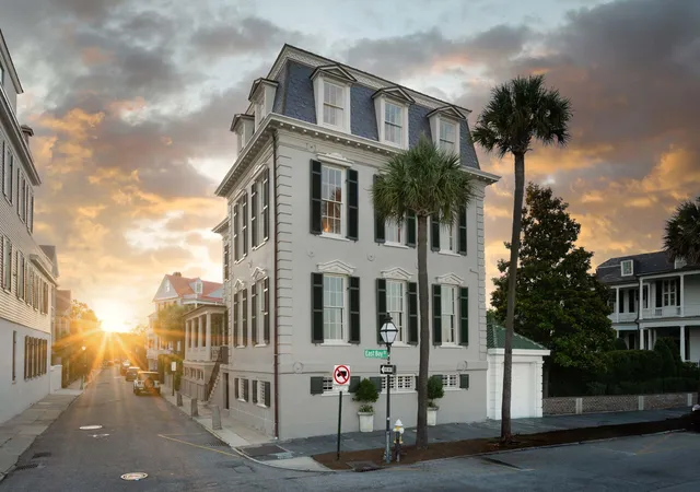 Homes for sale in Charleston, SC | 2 Water St, Charleston, SC 29401 | MLS# 26015184