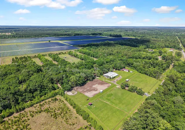Photo 1 of Land for sale at 163 Keans Neck Rd, Seabrook, SC 29940 | MLS# 26005290 | Listing updated on 2026-08-13
