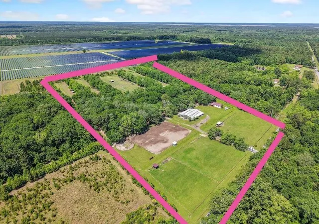 Photo 2 of Land for sale at 163 Keans Neck Rd, Seabrook, SC 29940 | MLS# 26005290 | Listing updated on 2026-08-13