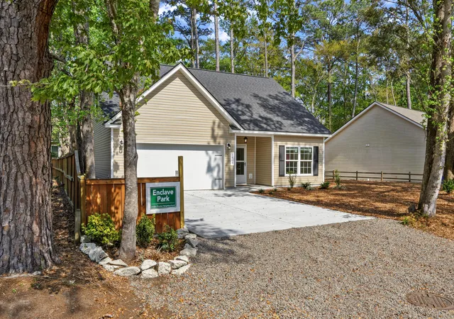 Photo 3 of Single family home for sale at 1809 Zelasko Dr, Johns Island, SC 29455 | MLS# 26023659 | Listing updated on 2026-09-17