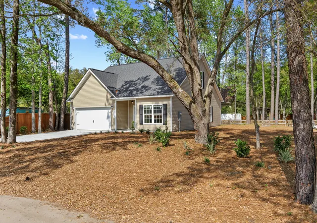 Photo 4 of Single family home for sale at 1809 Zelasko Dr, Johns Island, SC 29455 | MLS# 26023659 | Listing updated on 2026-09-17
