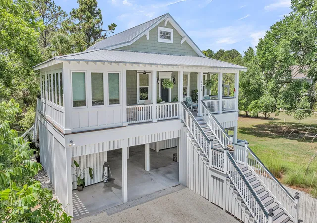 Photo 51 of Single family home for sale at 8476 Bottlenose Ct, Edisto Island, SC 29438 | MLS# 26023288 | Listing updated on 2026-08-28