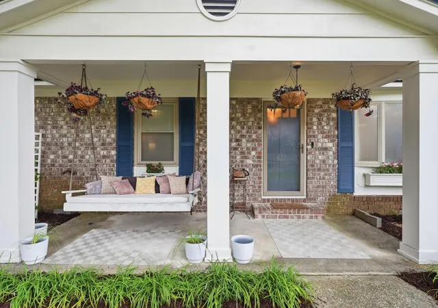 Photo 1 of Single family home for sale at 651 Highwood Cir, Charleston, SC 29412 | MLS# 26022749 | Listing updated on 2026-08-25