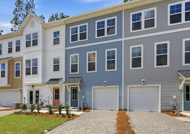 Homes for sale in Johns Island, SC | 128 Fernbank Road Ct, Johns Island, SC 29455 | MLS# 26017656